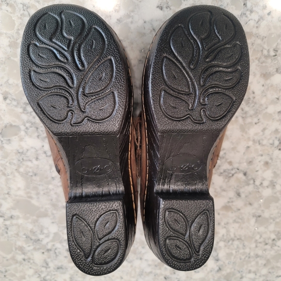 Women's BOC Crosley Oiled Brown Leather Slip On Clog Bootie with Buckles Sz: 8.5 - Picture 6 of 6